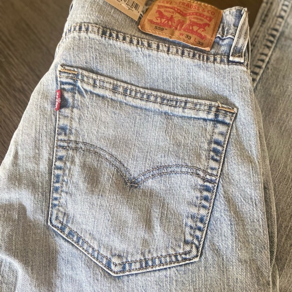 Mens Levi jeans size 33x32 NWT relaxed straight fit - Picture 5 of 6